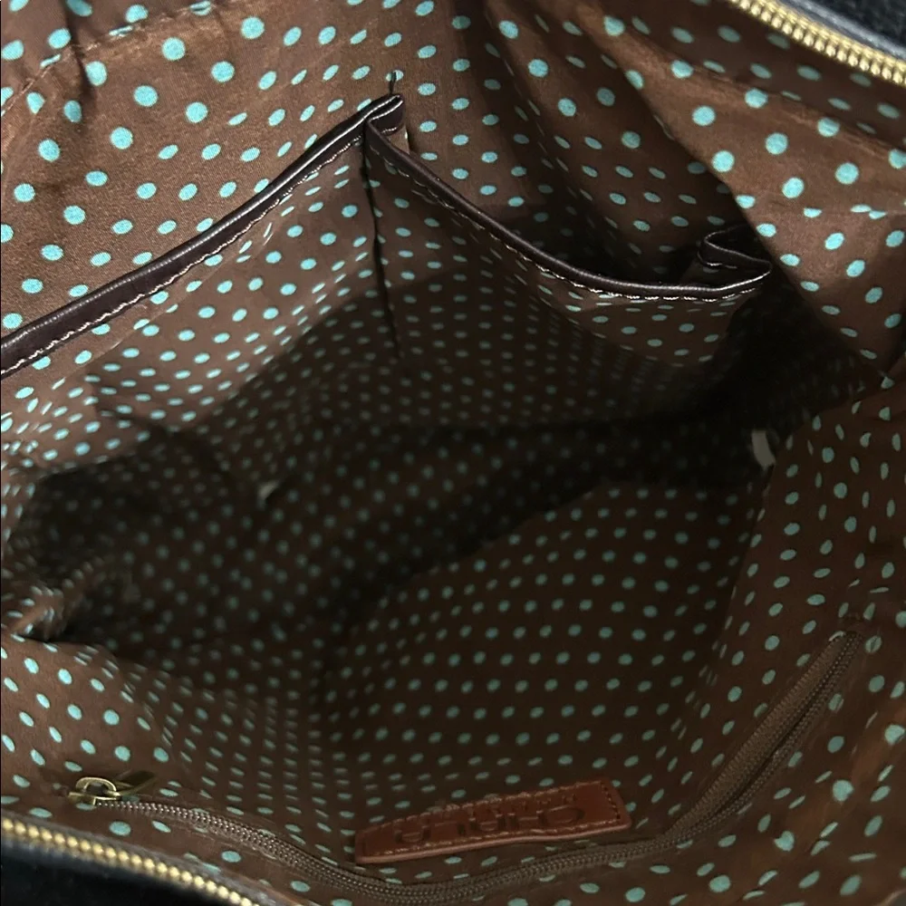 Chala Olive Monarch Tote - Picture 8 of 9